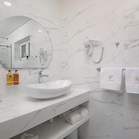 Bed and Breakfast Valbrione - Luxury &