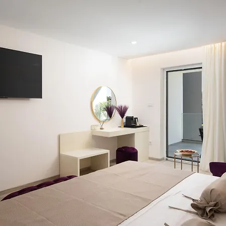 Bed and Breakfast Valbrione - Luxury & Valbandon