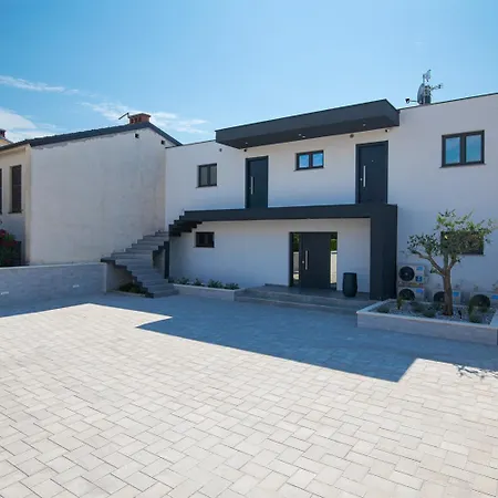 Bed and Breakfast Valbrione - Luxury & *