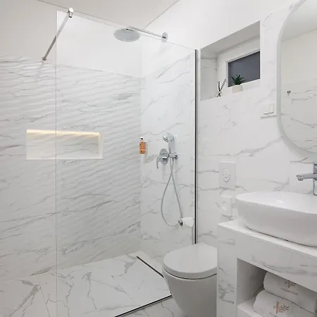 Valbrione - Luxury & Oda ve Kahvaltı Valbandon