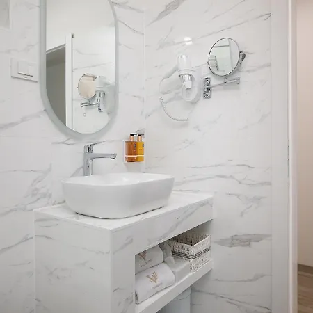Valbrione - Luxury & Oda ve Kahvaltı Valbandon