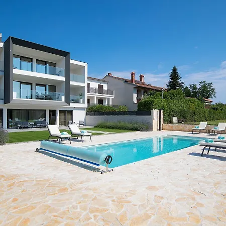 Valbrione - Luxury & 4* Valbandon