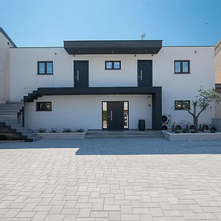 Valbrione - Luxury & 4*