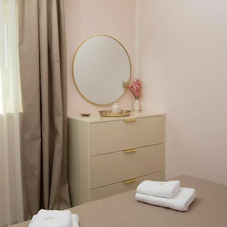 לינה וארוחת בוקר Valbrione - Luxury & 4*